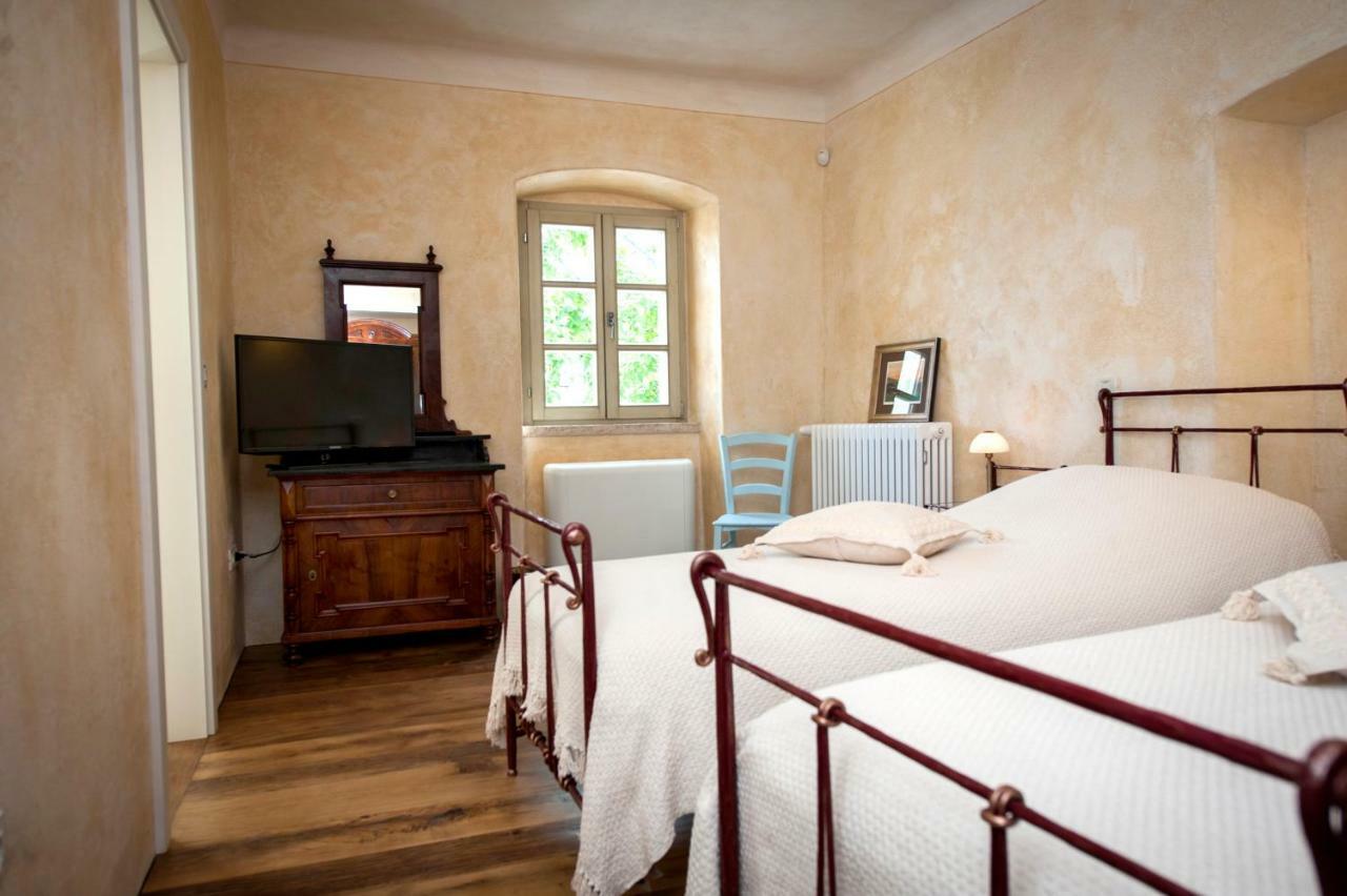 Villa Tona Višnjan エクステリア 写真